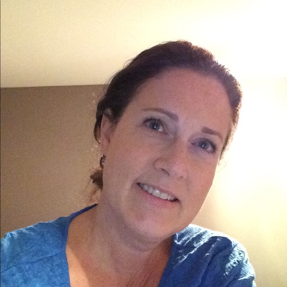 Meet your Posher, Catherine - Picture 1 of 1